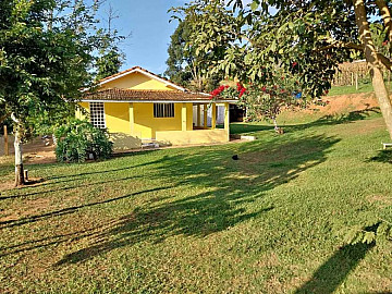 Ch�cara de 18.300 m2 em Japira